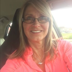 Meet your Posher, Diane